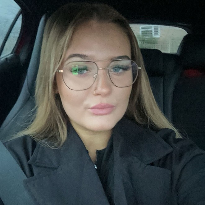 Lacey Gibbons